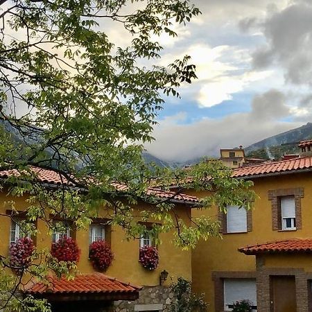 Casa Rural Sierra De Tormantos Guijo de Santa Bárbara Eksteriør billede